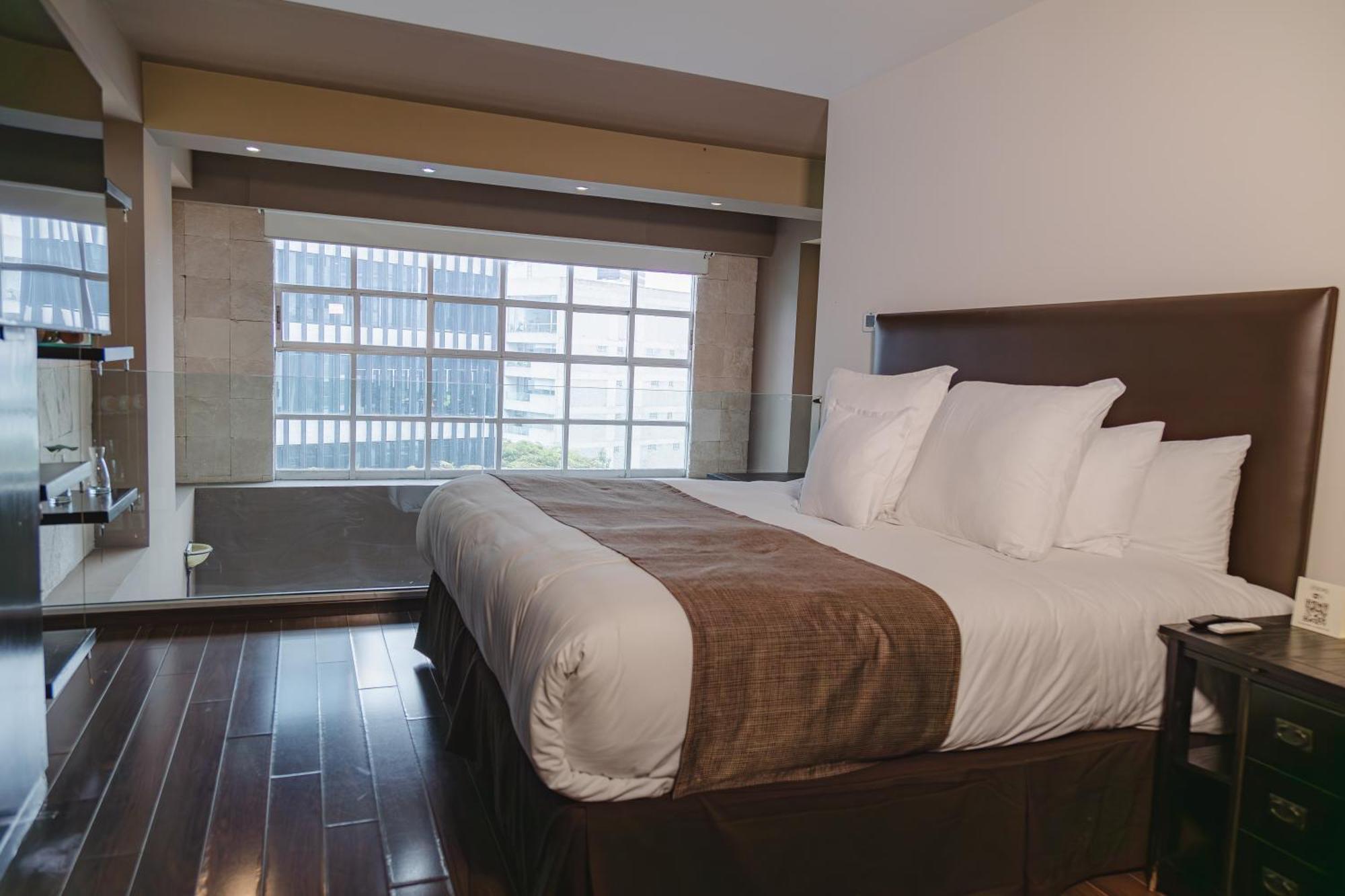 St Isidro Suites Corporate Housing Spa & Wellness Center 멕시코 시 외부 사진